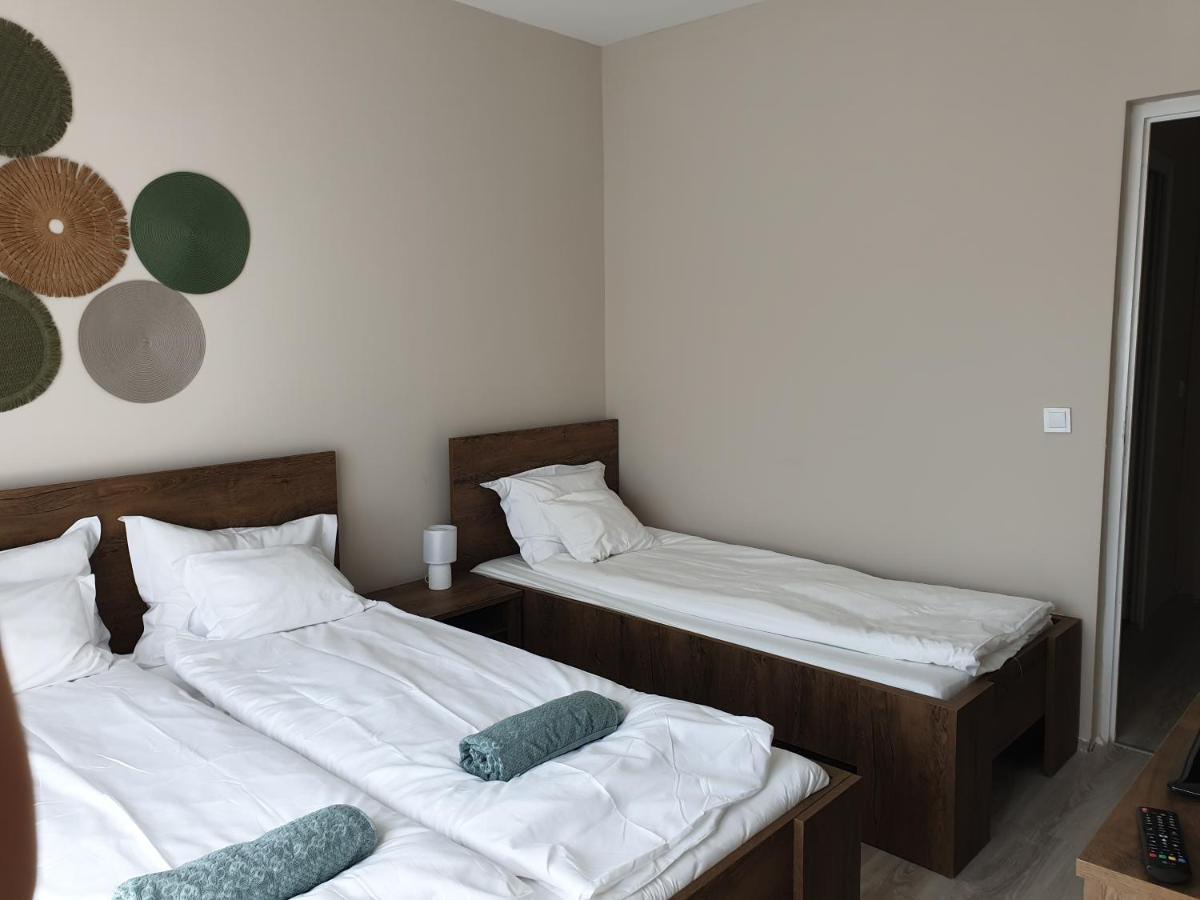 Chill House Apartman Eger Extérieur photo