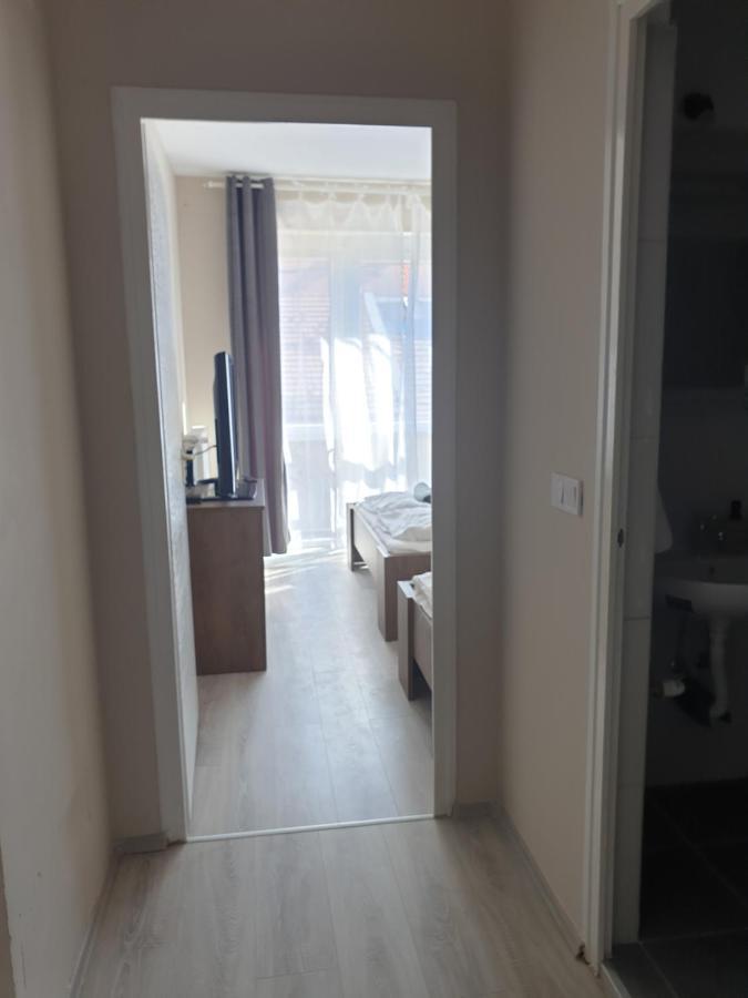 Chill House Apartman Eger Extérieur photo